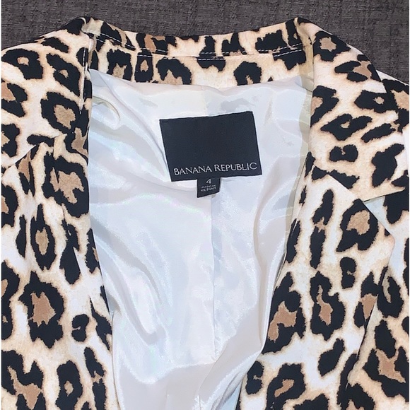Banana Republic leopard print blazer - Picture 4 of 13